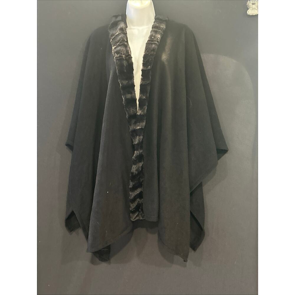 DRESS BARN NWT HOODED CAPE